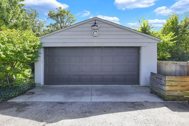 2669 Nottingham Road, Columbus, OH 43221