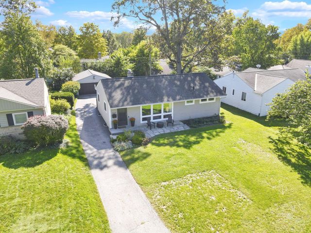 2669 Nottingham Road, Columbus, OH 43221