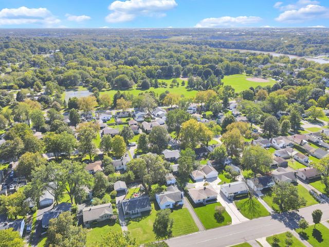 2669 Nottingham Road, Columbus, OH 43221