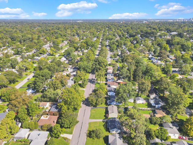 2669 Nottingham Road, Columbus, OH 43221