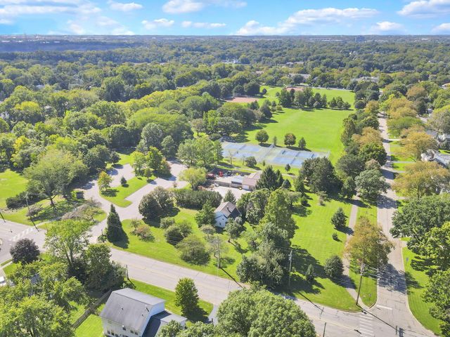 2669 Nottingham Road, Columbus, OH 43221