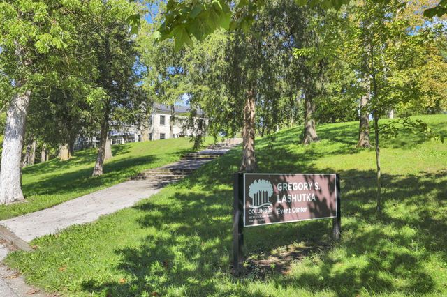 2669 Nottingham Road, Columbus, OH 43221