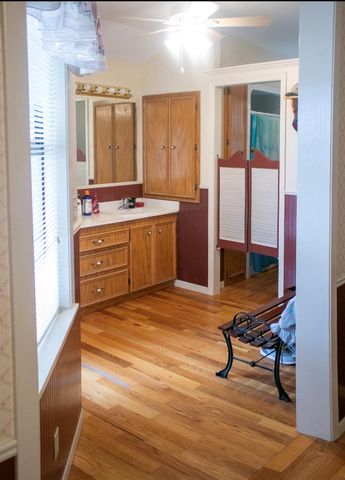 6007 Fm 3233, La Grange, TX 78945