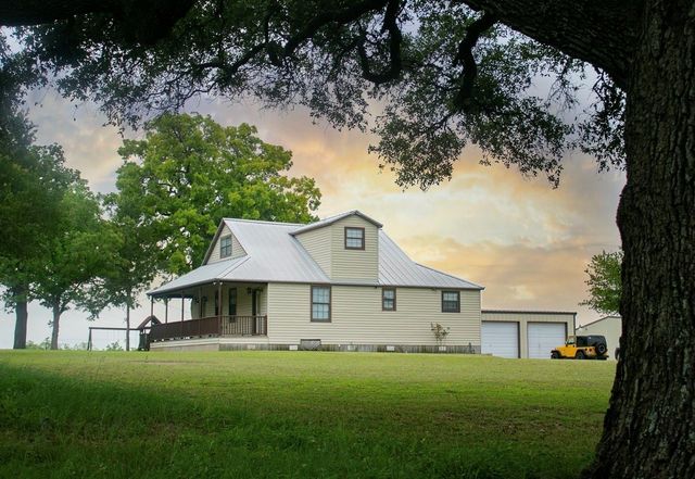 6007 Fm 3233, La Grange, TX 78945