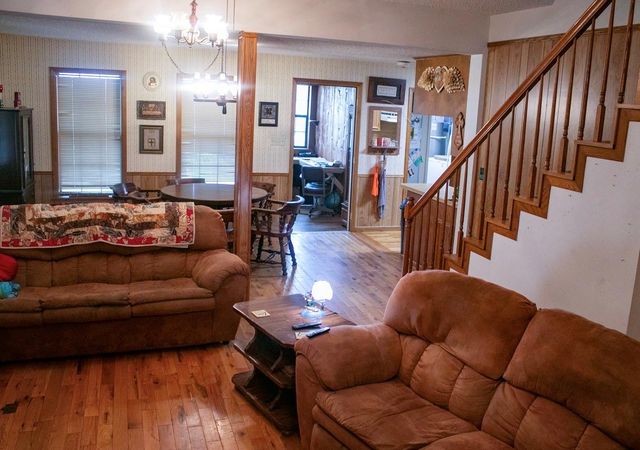 6007 Fm 3233, La Grange, TX 78945