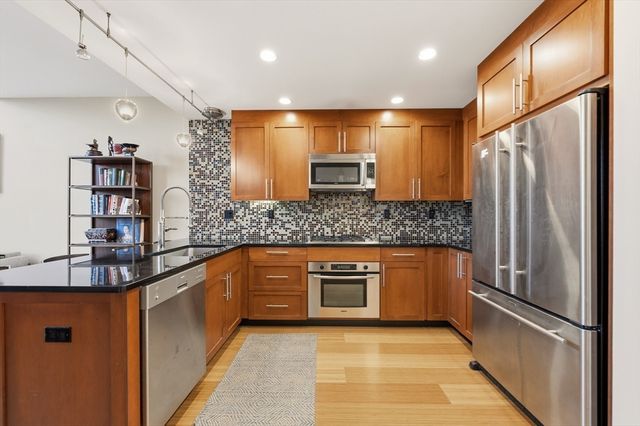 21 Father Francis Gilday 309, Boston, MA 02118