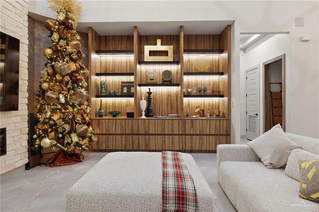 1700 S Ongar Lane, Edinburg, TX 78539