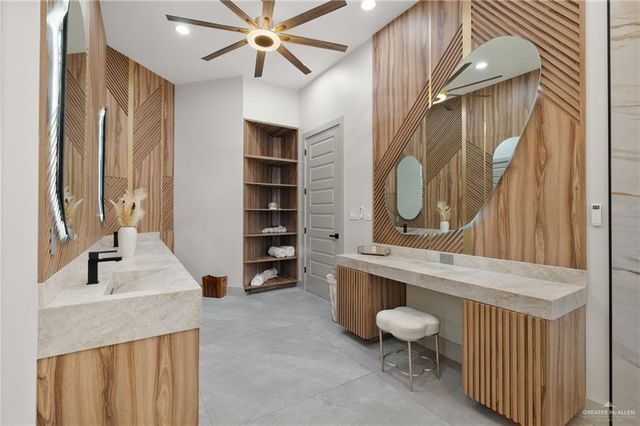 1700 S Ongar Lane, Edinburg, TX 78539