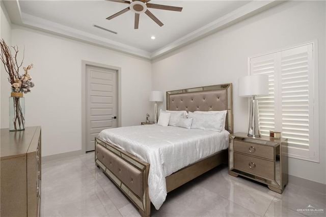 1700 S Ongar Lane, Edinburg, TX 78539