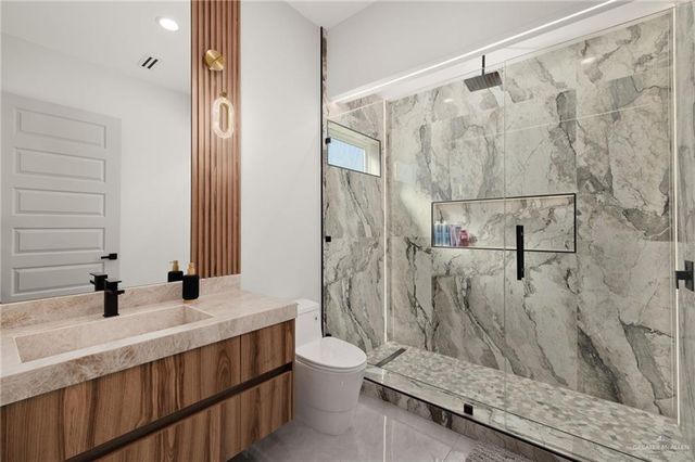 1700 S Ongar Lane, Edinburg, TX 78539