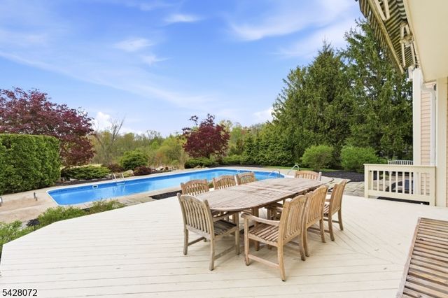 188 Meyersville Rd, Chatham Twp., NJ 07928