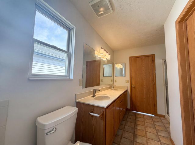 3600 Bluff Gap Drive, Grove City, OH 43123