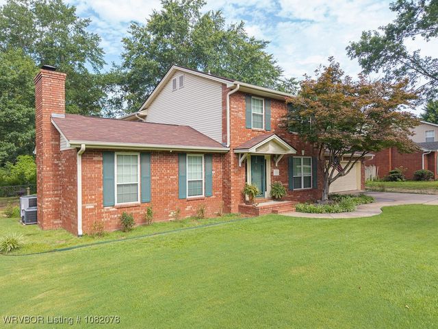 1804 Weeks Lane, Fort Smith, AR 72903