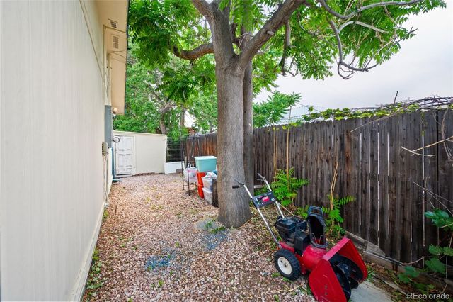 2884 W Iliff Avenue, Denver, CO 80219