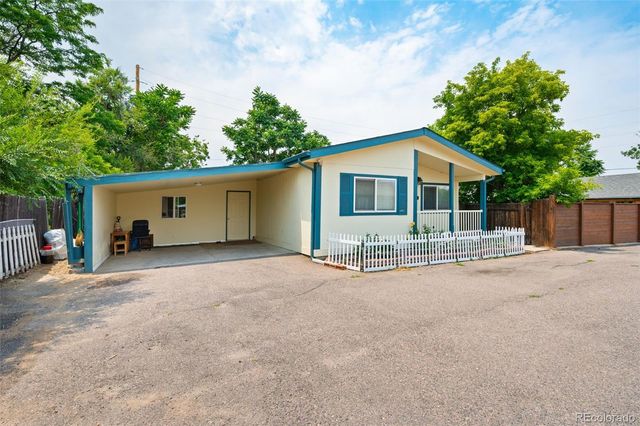 2884 W Iliff Avenue, Denver, CO 80219