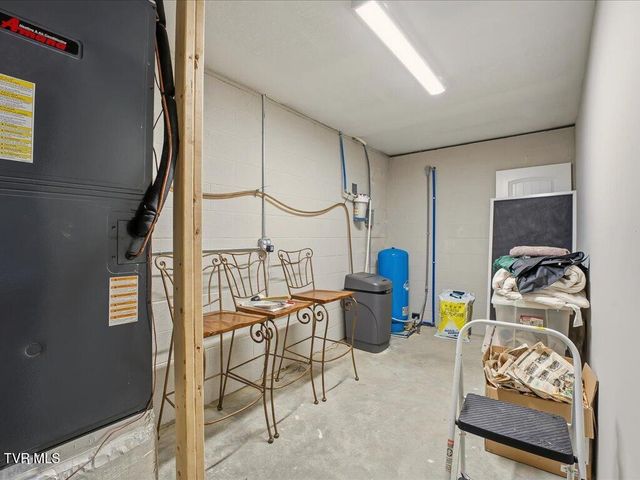 5017 Serenity Drive, Mooresburg, TN 37811