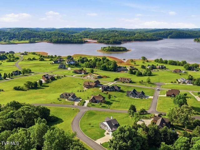 5017 Serenity Drive, Mooresburg, TN 37811