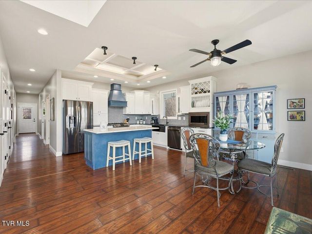 5017 Serenity Drive, Mooresburg, TN 37811