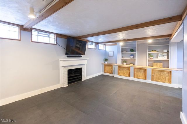 2783 Hampton Road, Rocky River, OH 44116