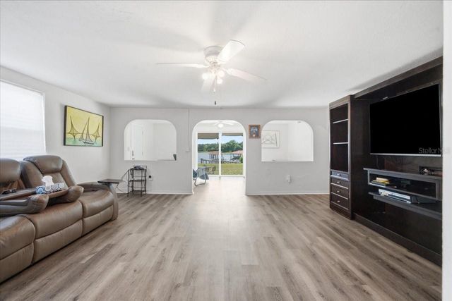 12002 WATERSIDE COURT, Tampa, FL 33612