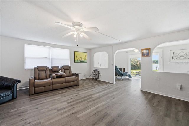 12002 WATERSIDE COURT, Tampa, FL 33612