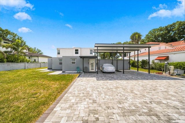 12002 WATERSIDE COURT, Tampa, FL 33612