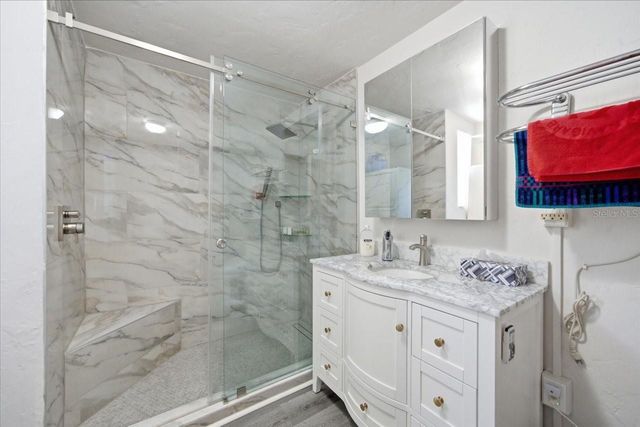12002 WATERSIDE COURT, Tampa, FL 33612