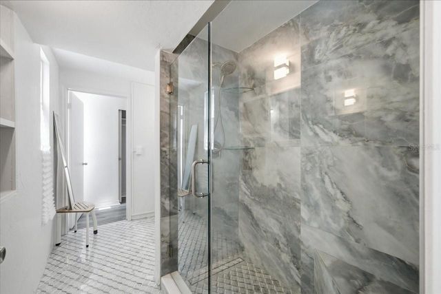 12002 WATERSIDE COURT, Tampa, FL 33612