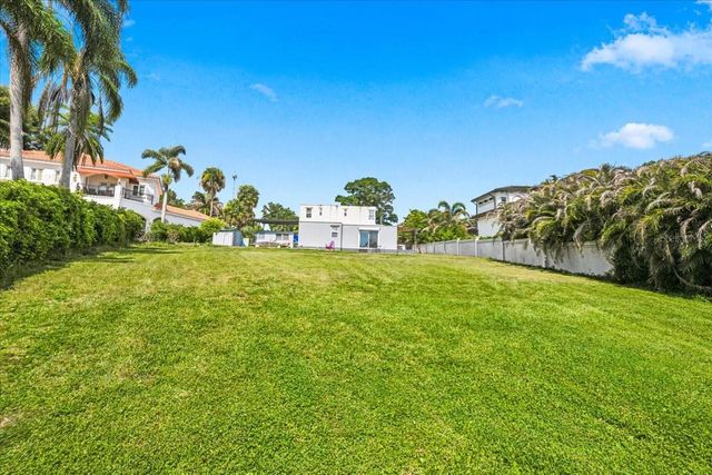 12002 WATERSIDE COURT, Tampa, FL 33612