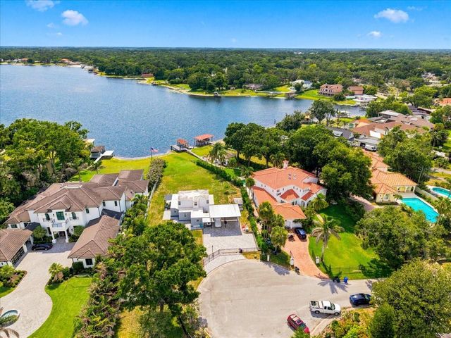12002 WATERSIDE COURT, Tampa, FL 33612