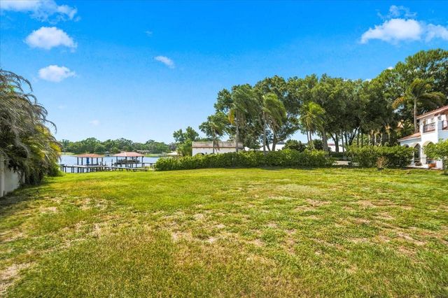 12002 WATERSIDE COURT, Tampa, FL 33612