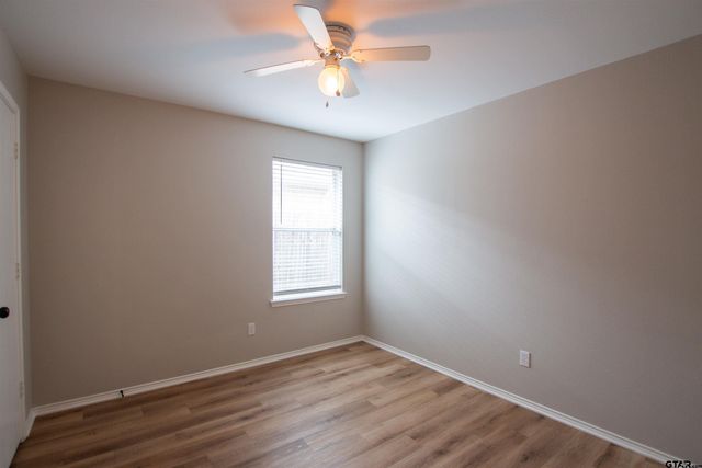 112 Ken Cir, Flint, TX 75762