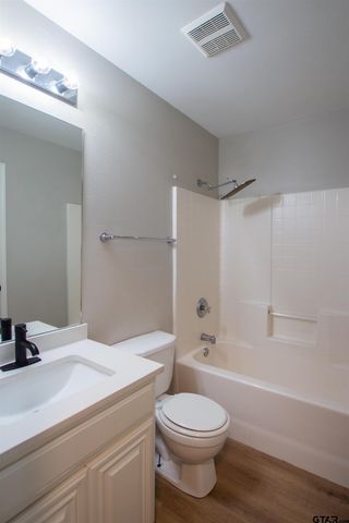 112 Ken Cir, Flint, TX 75762