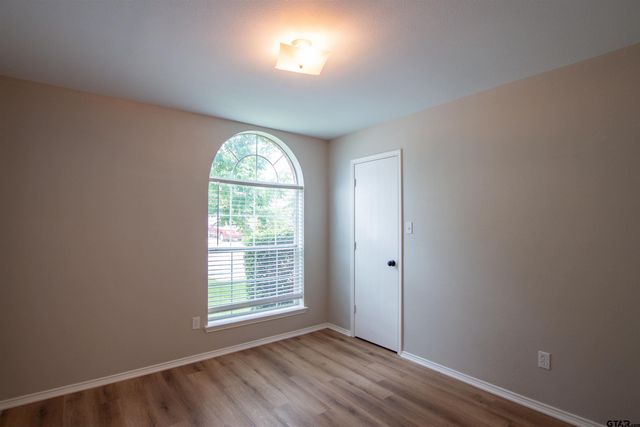 112 Ken Cir, Flint, TX 75762
