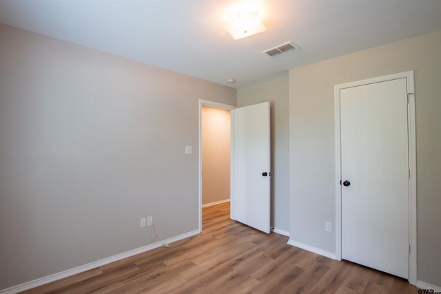 112 Ken Cir, Flint, TX 75762