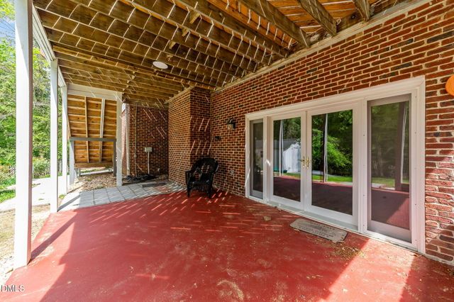25 Saint Andrews Court, Durham, NC 27707