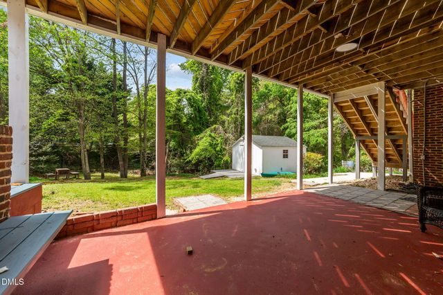 25 Saint Andrews Court, Durham, NC 27707