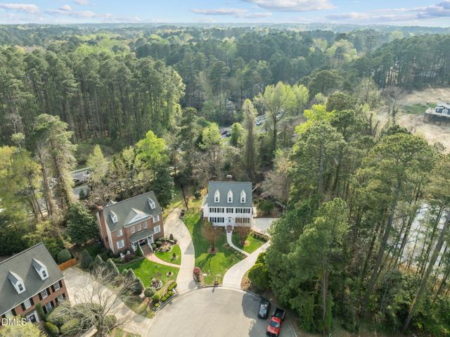 25 Saint Andrews Court, Durham, NC 27707
