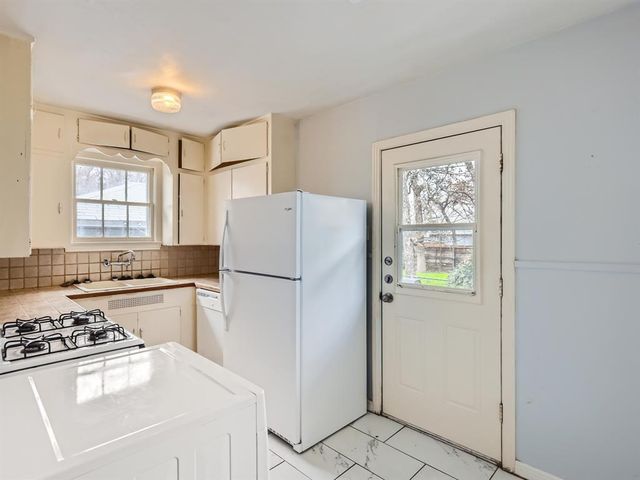 1204 E 31st ST, Austin, TX 78722