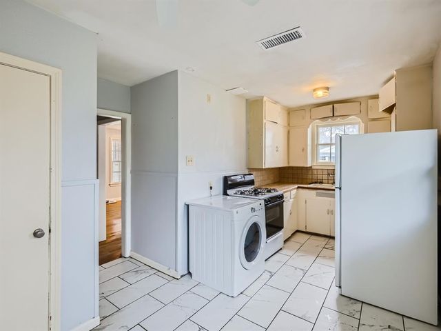 1204 E 31st ST, Austin, TX 78722