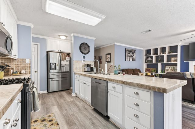 5 NW Cinderella Court, Fort Walton Beach, FL 32547