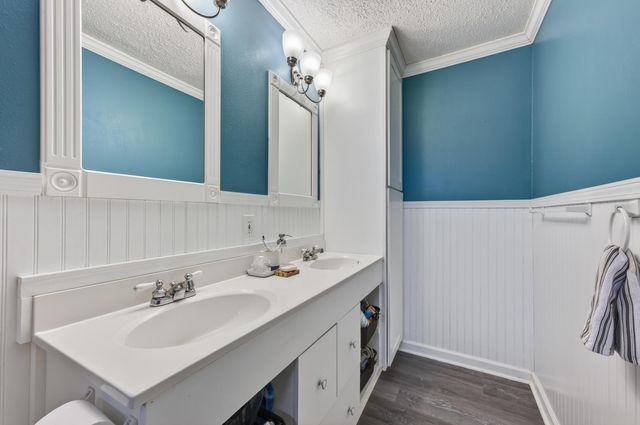 5 NW Cinderella Court, Fort Walton Beach, FL 32547