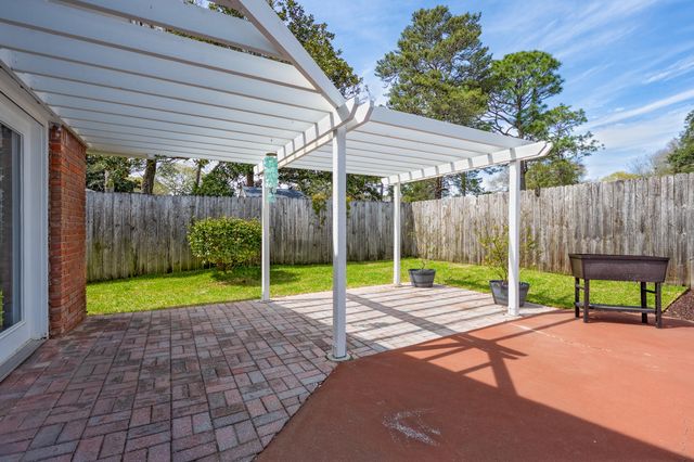 5 NW Cinderella Court, Fort Walton Beach, FL 32547