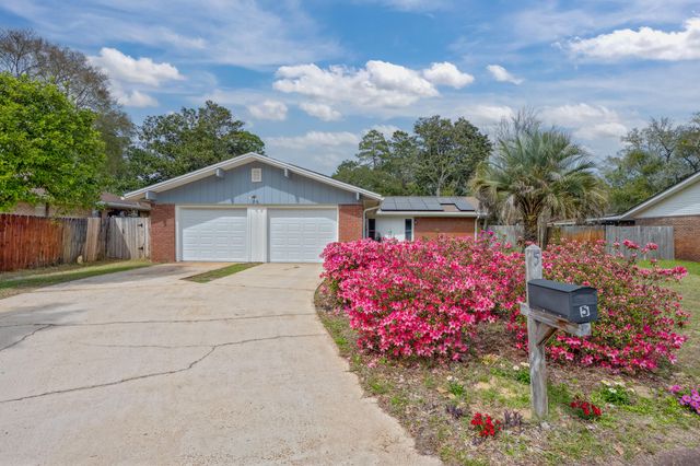 5 NW Cinderella Court, Fort Walton Beach, FL 32547
