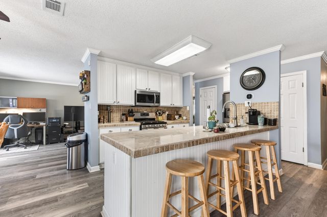 5 NW Cinderella Court, Fort Walton Beach, FL 32547