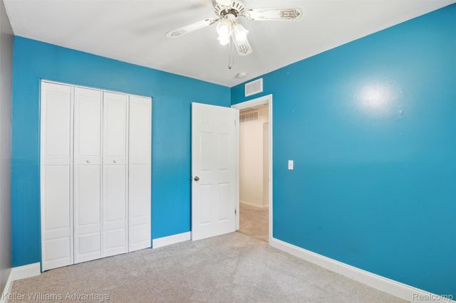 17690 Colgate Street, Dearborn Heights, MI 48125