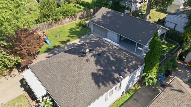 17690 Colgate Street, Dearborn Heights, MI 48125