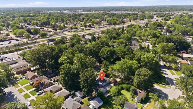 17690 Colgate Street, Dearborn Heights, MI 48125