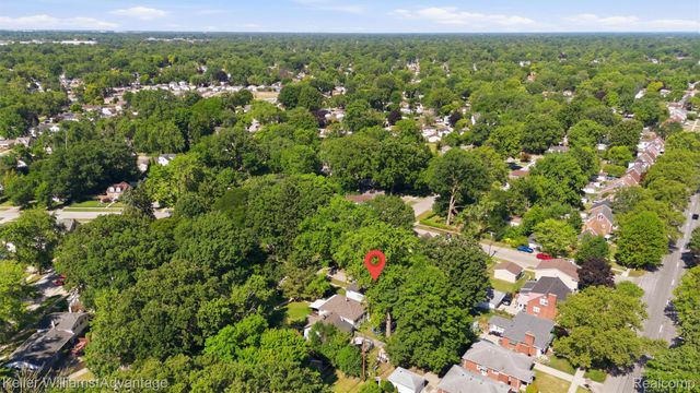 17690 Colgate Street, Dearborn Heights, MI 48125