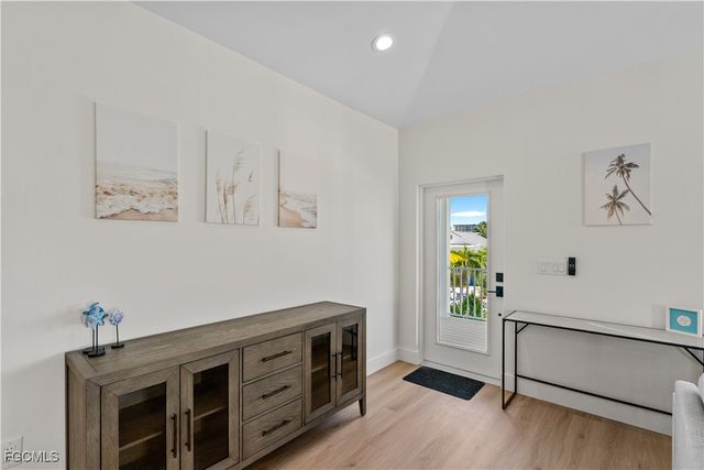 250 Pearl ST, Fort Myers Beach, FL 33931